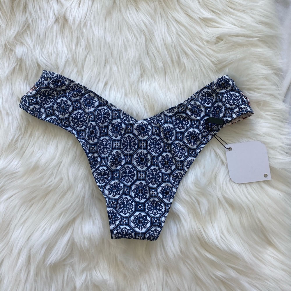 Pattern Bikini bottom - Picture 2 of 2